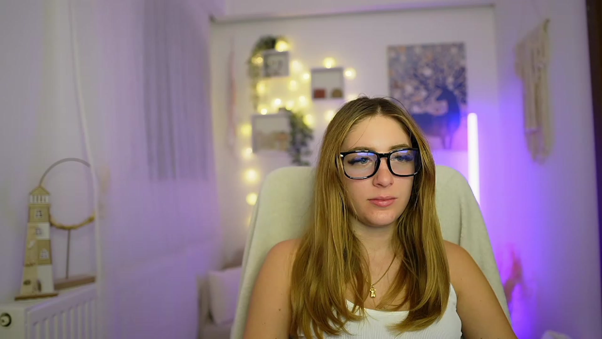 Gallery image thumbnail from Tina_Nappi18's myfreecams stream on, 12/21/2023, 17:41 image 2 of 20