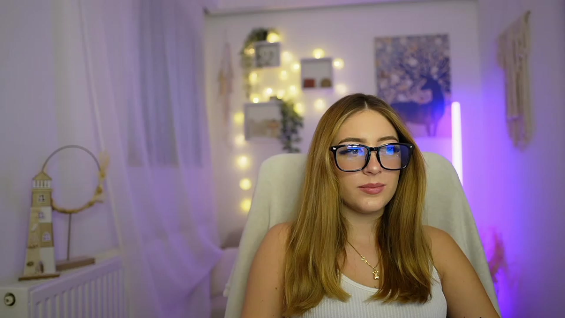 Gallery image thumbnail from Tina_Nappi18's myfreecams stream on, 12/29/2023, 15:07 image 2 of 20