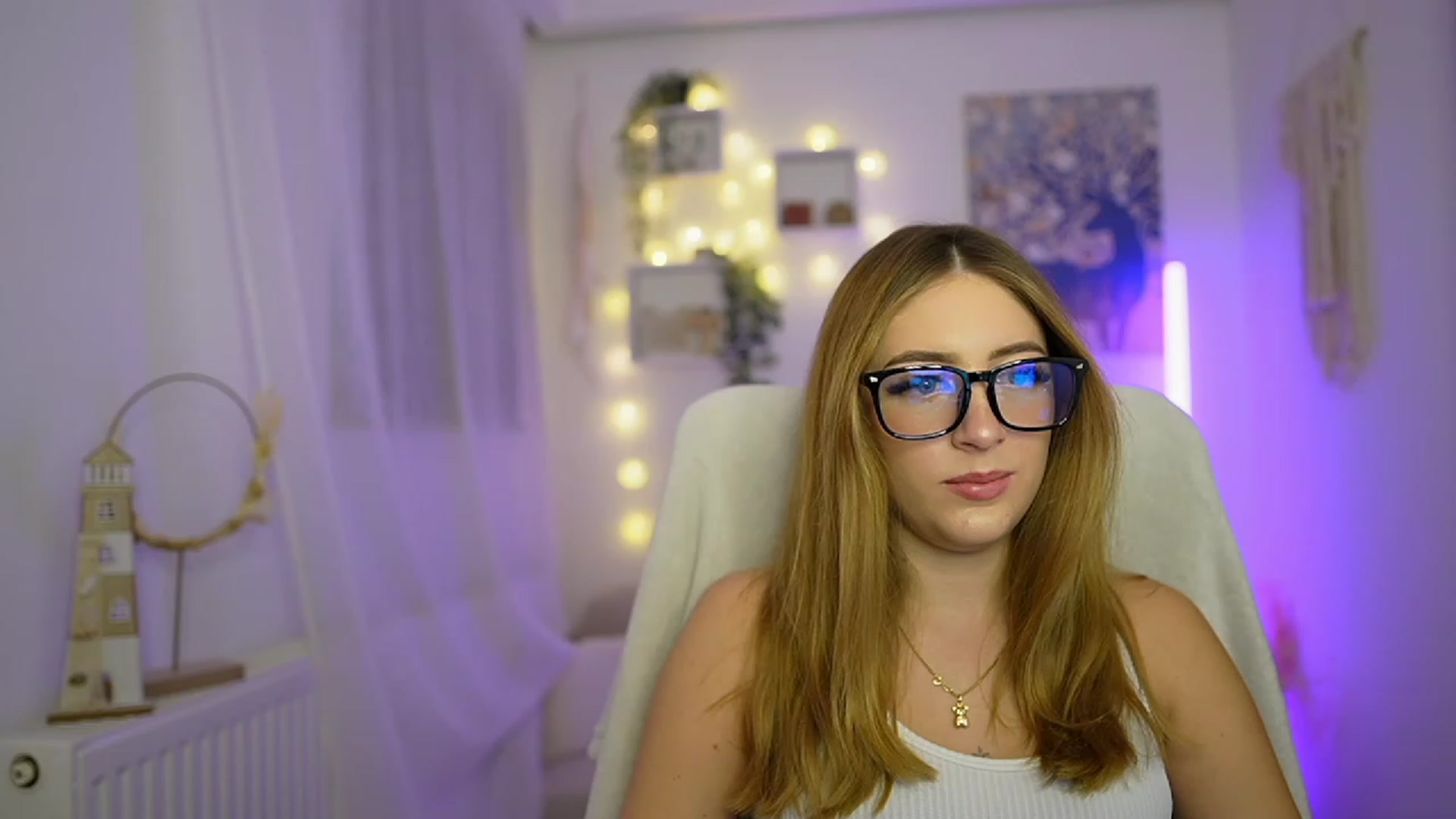 Gallery image thumbnail from Tina_Nappi18's myfreecams stream on, 12/29/2023, 15:54 image 8 of 20