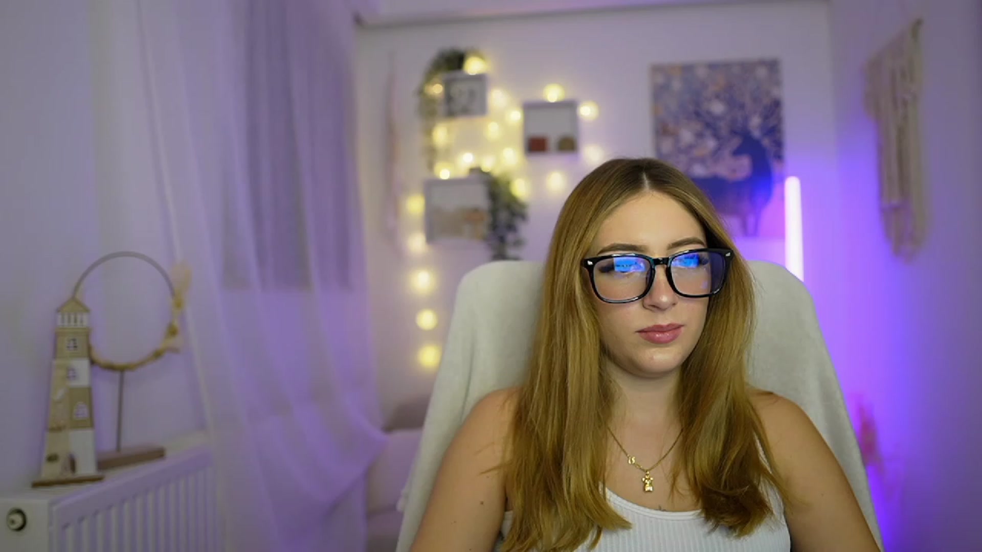 Gallery image thumbnail from Tina_Nappi18's myfreecams stream on, 12/29/2023, 15:54 image 11 of 20
