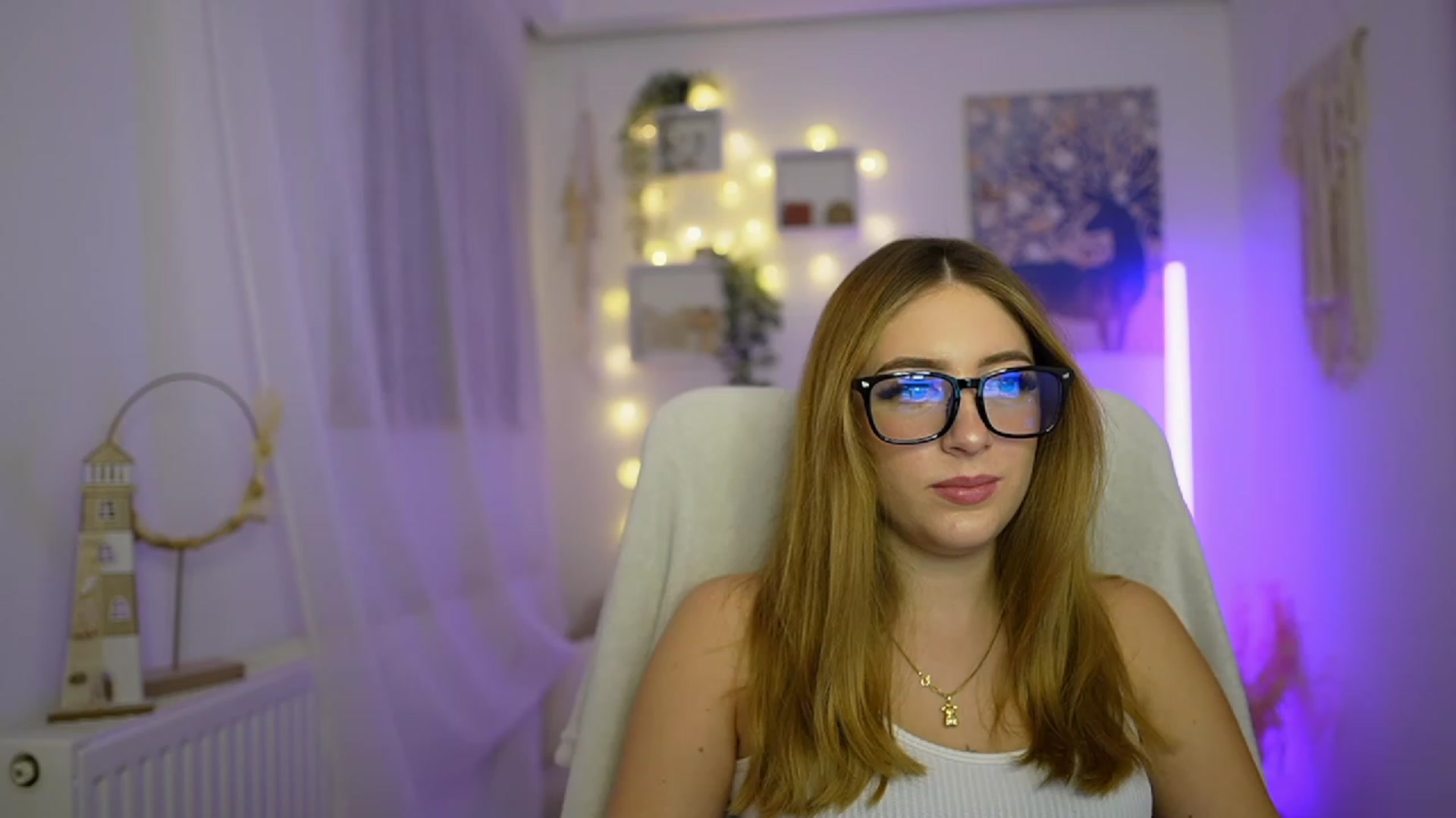 Gallery image thumbnail from Tina_Nappi18's myfreecams stream on, 12/29/2023, 15:54 image 19 of 20
