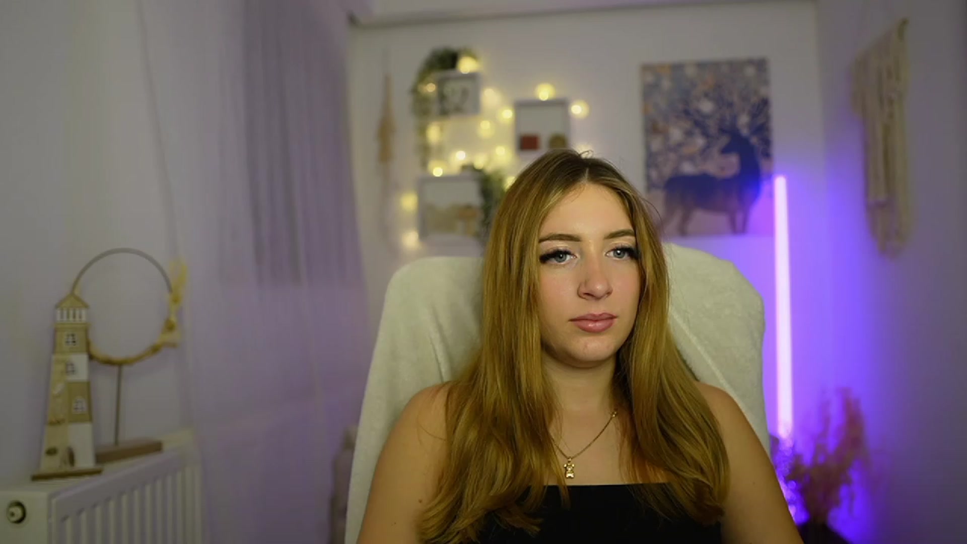 Gallery image thumbnail from Tina_Nappi18's myfreecams stream on, 12/30/2023, 18:50 image 2 of 20