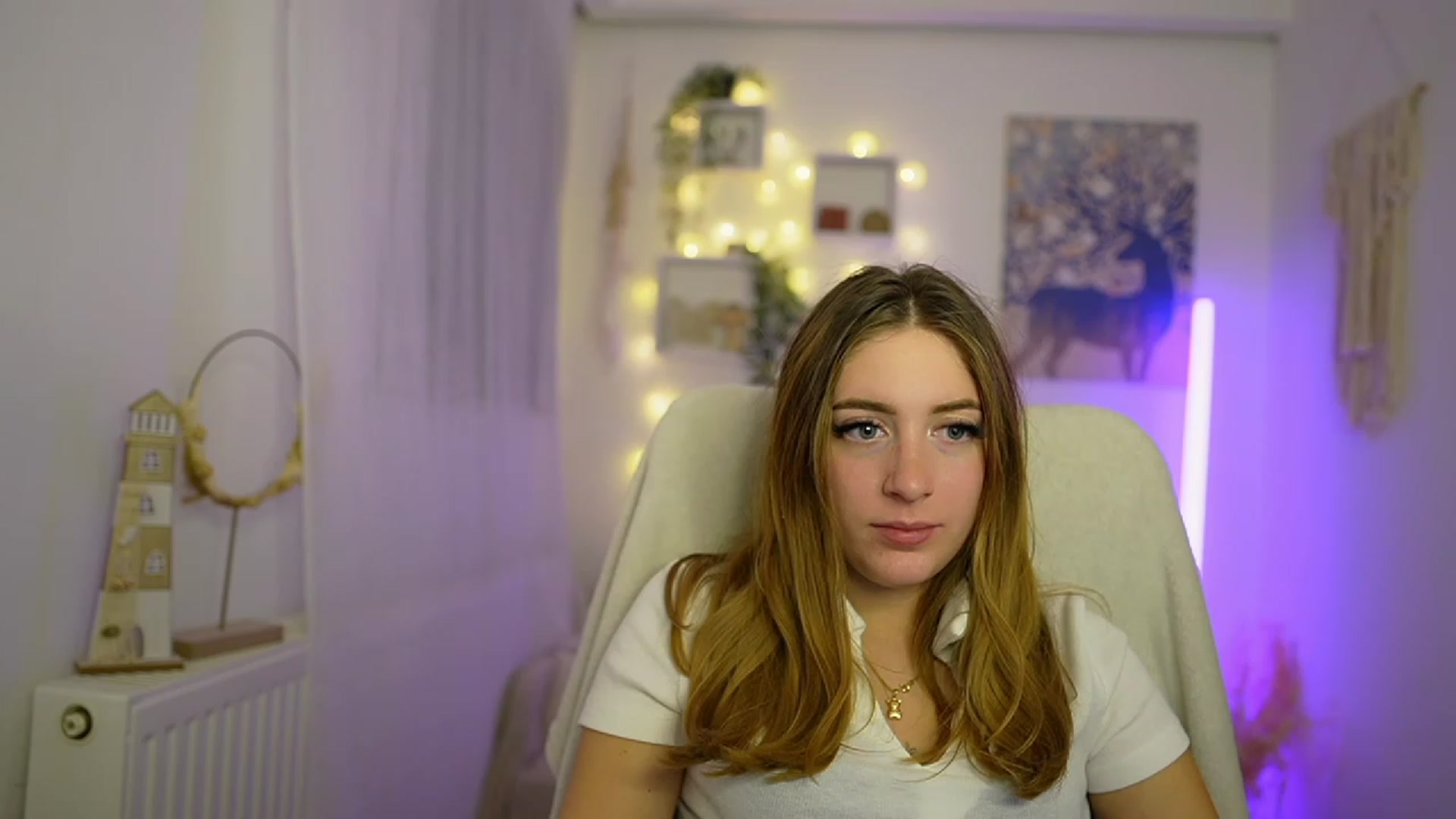 Gallery image thumbnail from Tina_Nappi18's myfreecams stream on, 01/05/2024, 16:30 image 8 of 20