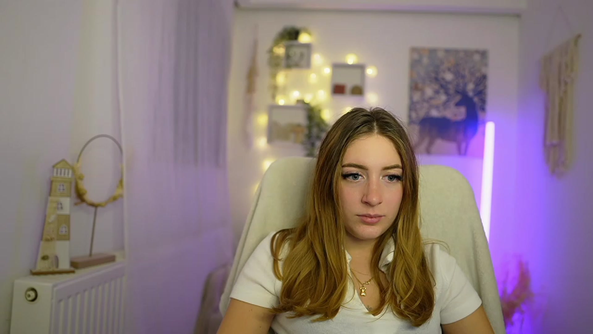 Gallery image thumbnail from Tina_Nappi18's myfreecams stream on, 01/05/2024, 16:30 image 5 of 20
