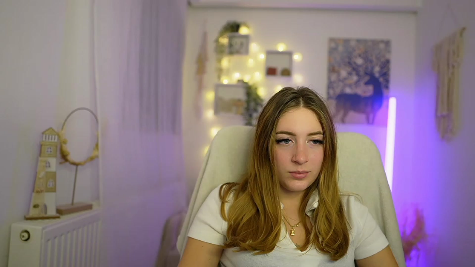 Gallery image thumbnail from Tina_Nappi18's myfreecams stream on, 01/05/2024, 16:30 image 20 of 20