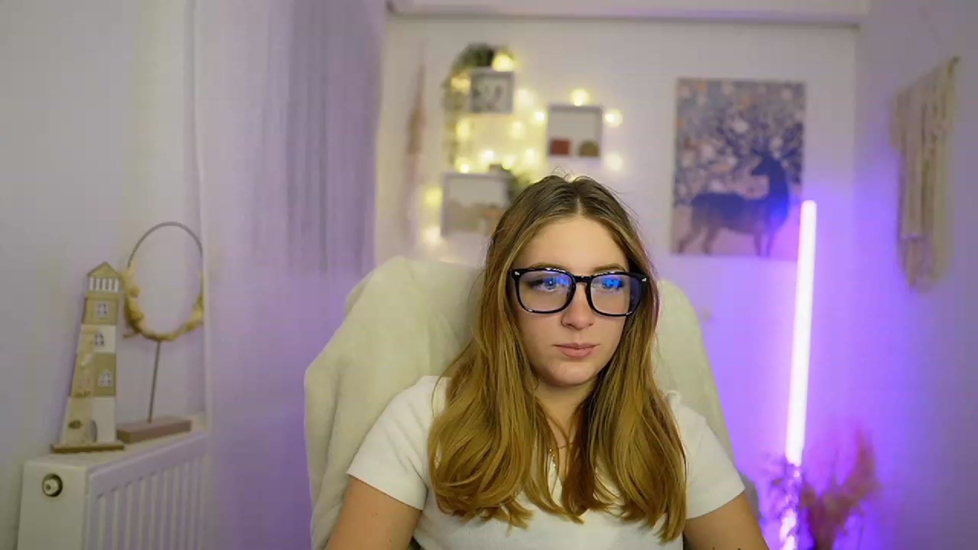 Gallery image thumbnail from Tina_Nappi18's myfreecams stream on, 01/05/2024, 18:22 image 4 of 20