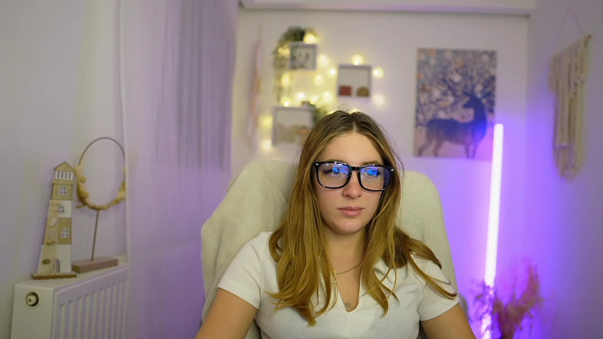 Gallery image thumbnail from Tina_Nappi18's myfreecams stream on, 01/05/2024, 18:22 image 11 of 20