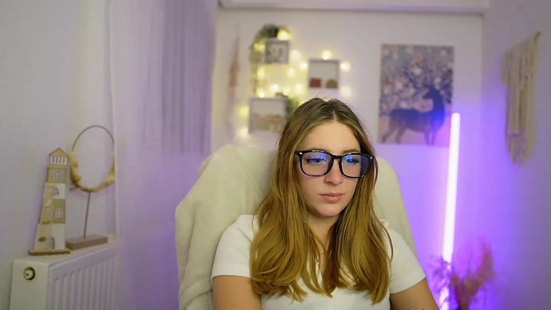 Gallery image thumbnail from Tina_Nappi18's myfreecams stream on, 01/05/2024, 18:22 image 1 of 20