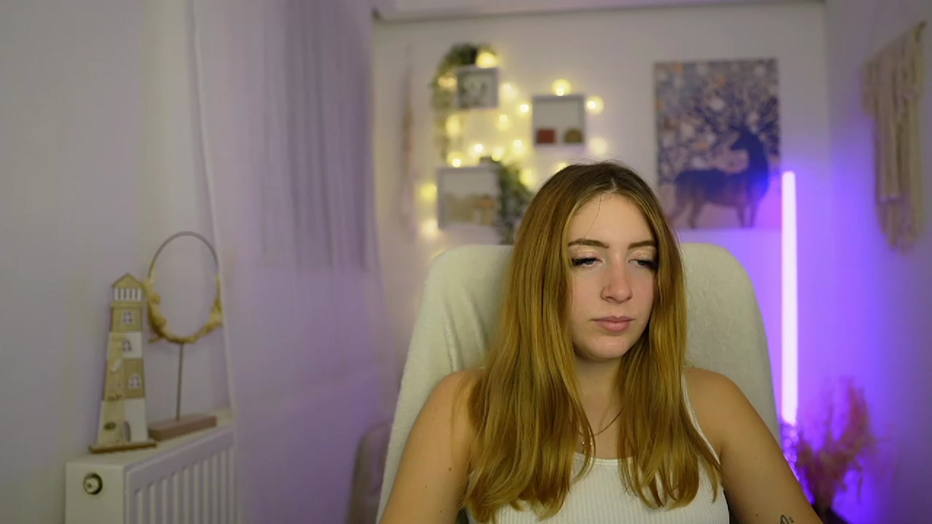 Gallery image thumbnail from Tina_Nappi18's myfreecams stream on, 01/07/2024, 18:05 image 5 of 20