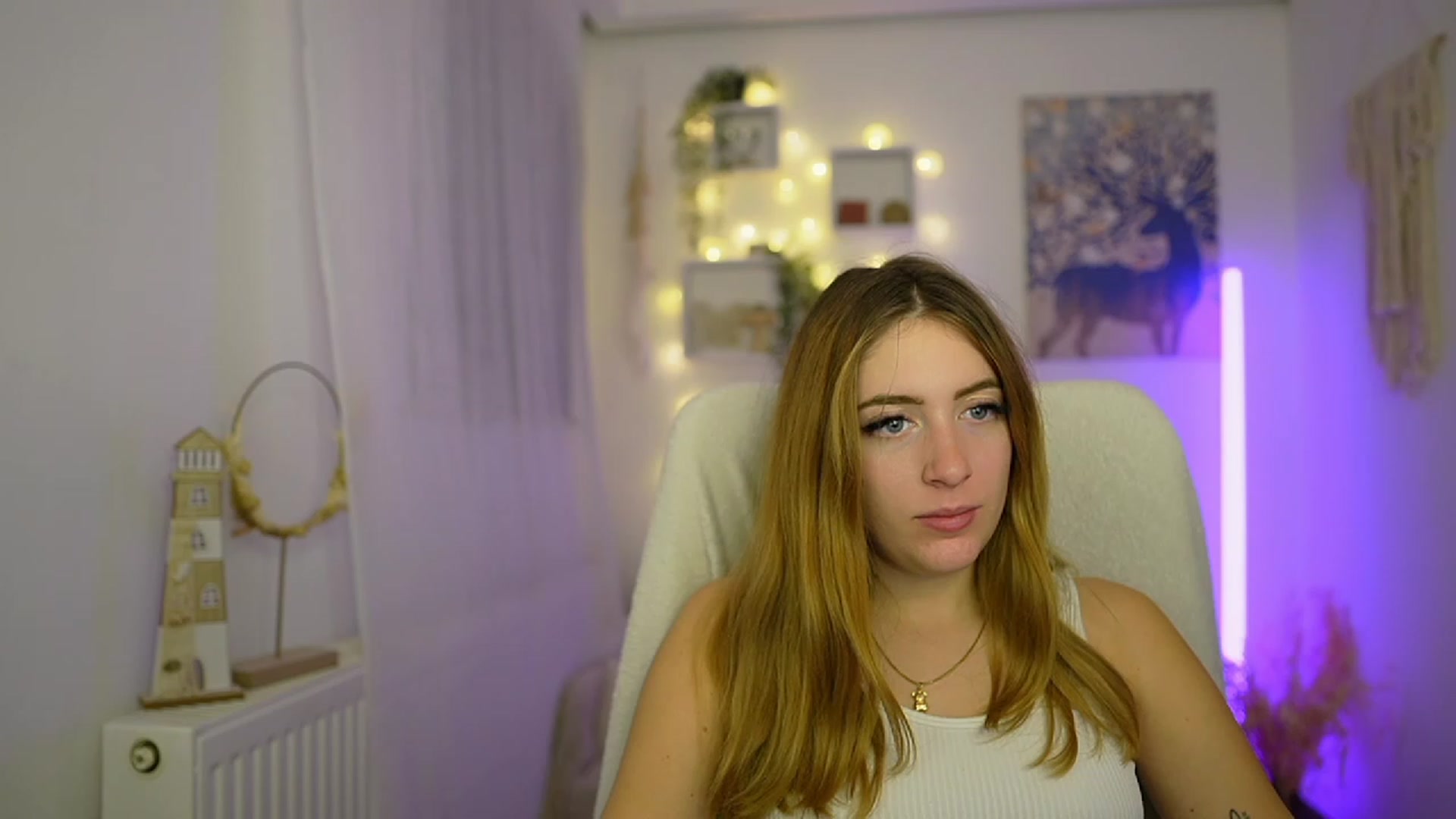 Gallery image thumbnail from Tina_Nappi18's myfreecams stream on, 01/07/2024, 18:05 image 11 of 20