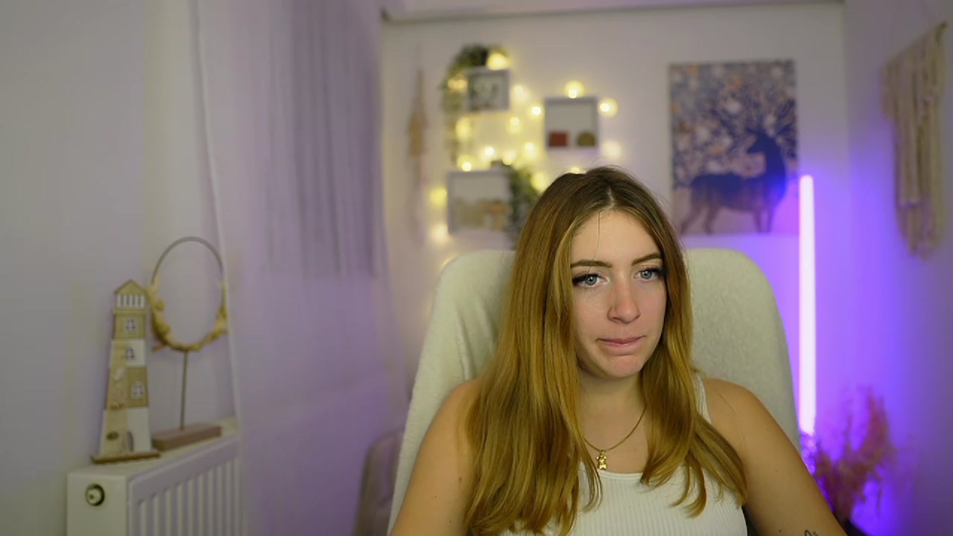 Gallery image thumbnail from Tina_Nappi18's myfreecams stream on, 01/07/2024, 18:05 image 13 of 20