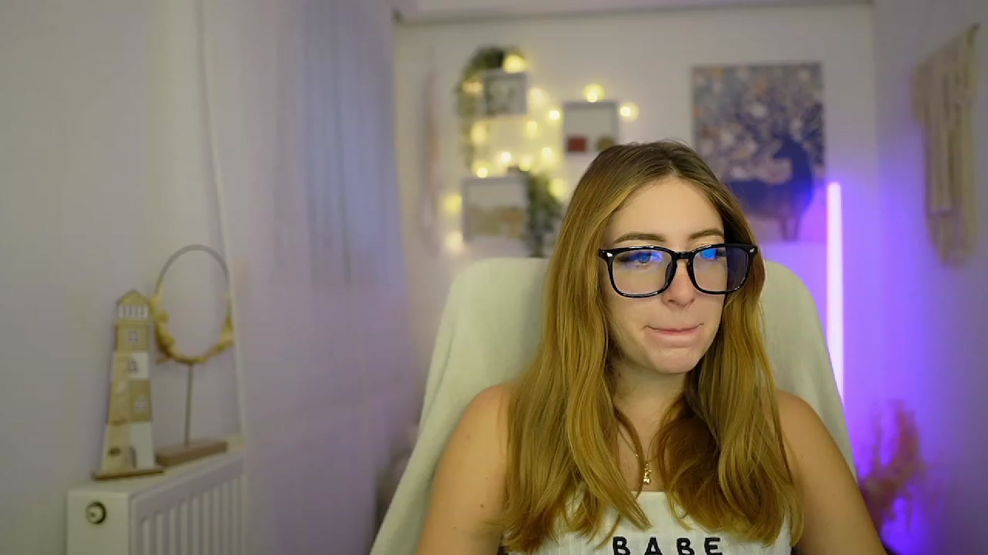Gallery image thumbnail from Tina_Nappi18's myfreecams stream on, 01/08/2024, 14:23 image 19 of 20