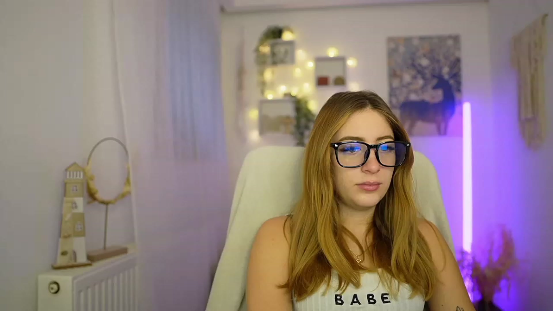 Gallery image thumbnail from Tina_Nappi18's myfreecams stream on, 01/08/2024, 14:23 image 8 of 20