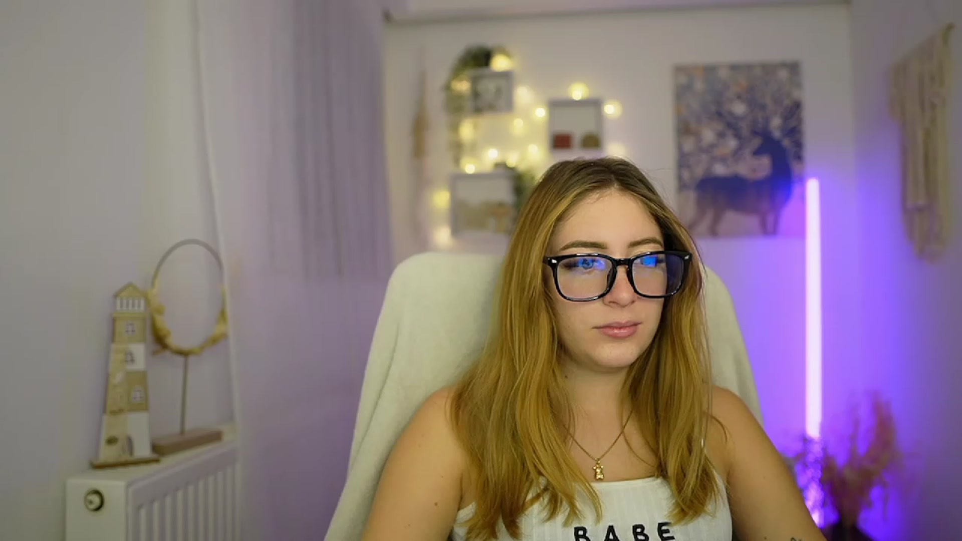 Gallery image thumbnail from Tina_Nappi18's myfreecams stream on, 01/08/2024, 16:04 image 17 of 20