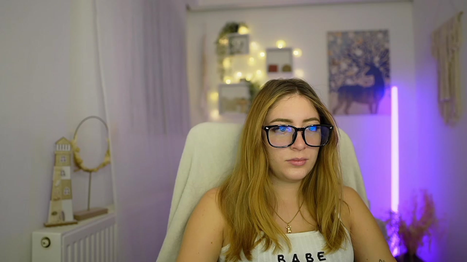 Gallery image thumbnail from Tina_Nappi18's myfreecams stream on, 01/08/2024, 16:04 image 19 of 20