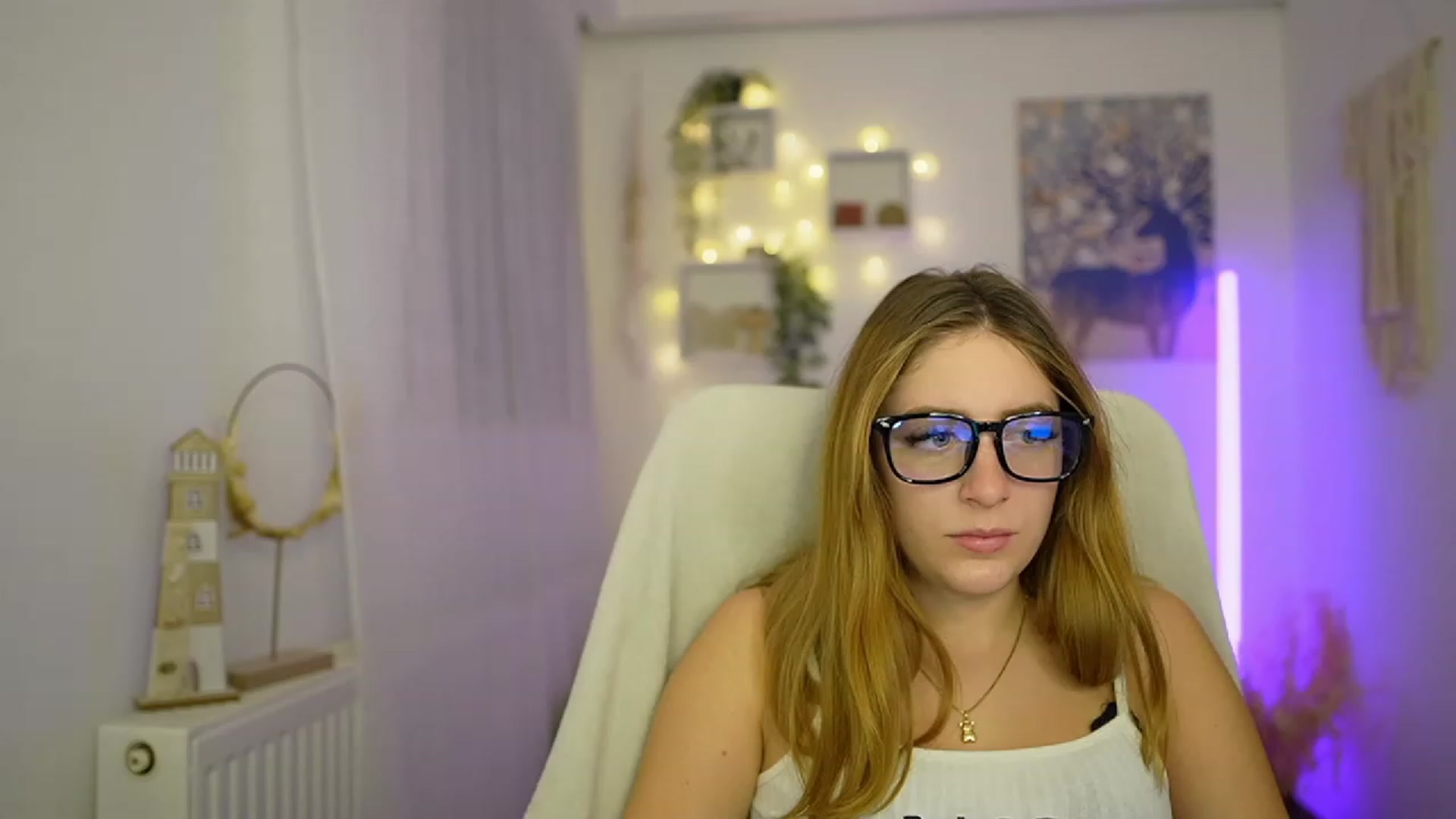 Gallery image thumbnail from Tina_Nappi18's myfreecams stream on, 01/08/2024, 18:46 image 20 of 20