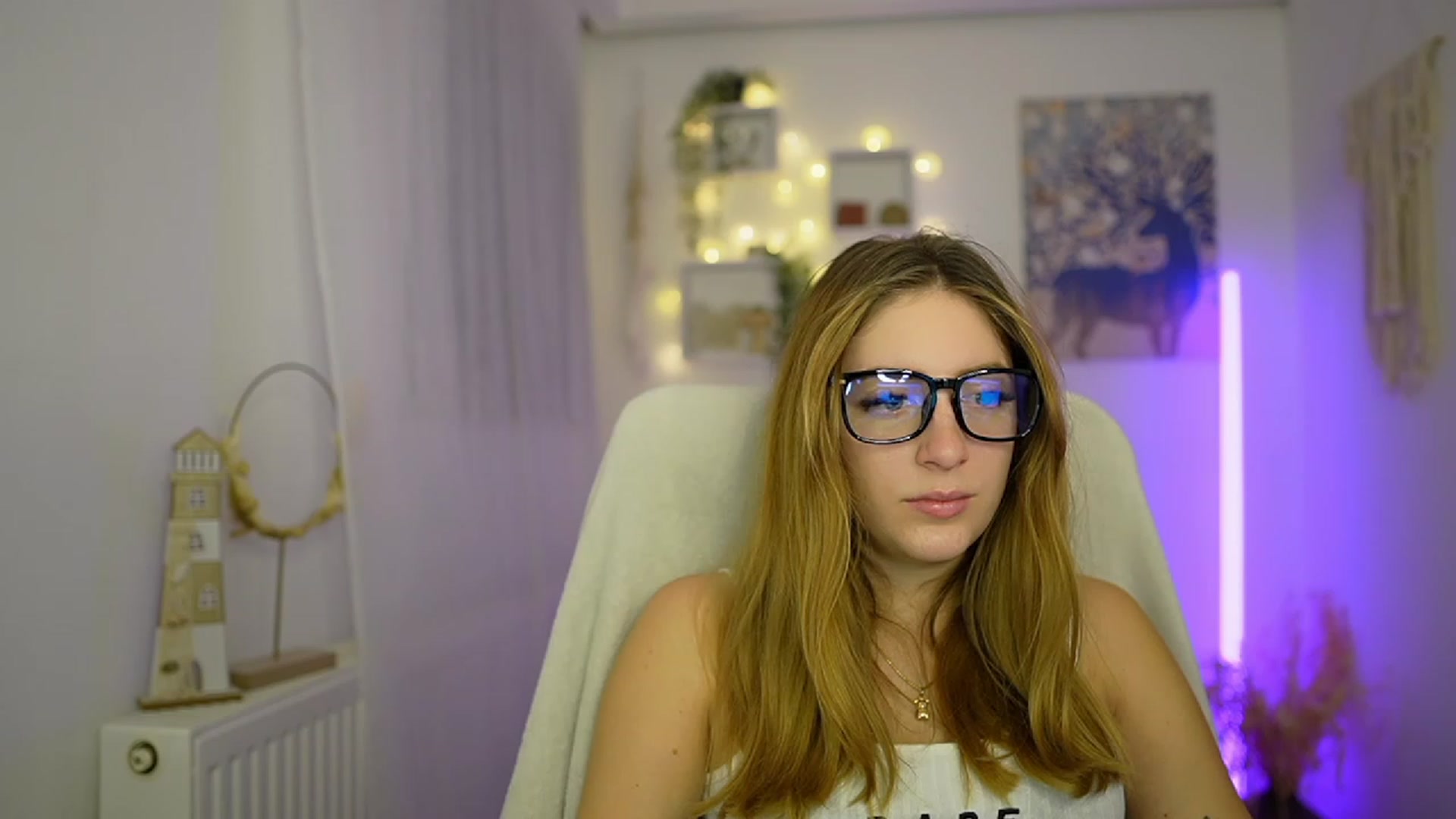 Gallery image thumbnail from Tina_Nappi18's myfreecams stream on, 01/08/2024, 18:46 image 3 of 20