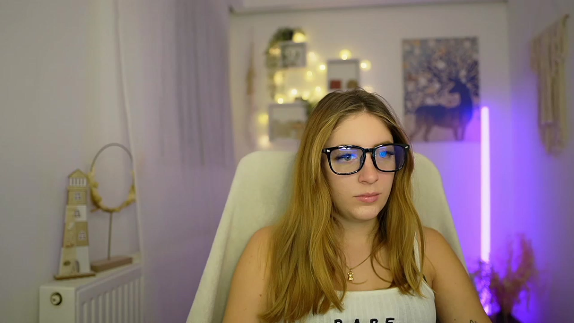 Gallery image thumbnail from Tina_Nappi18's myfreecams stream on, 01/08/2024, 18:46 image 4 of 20