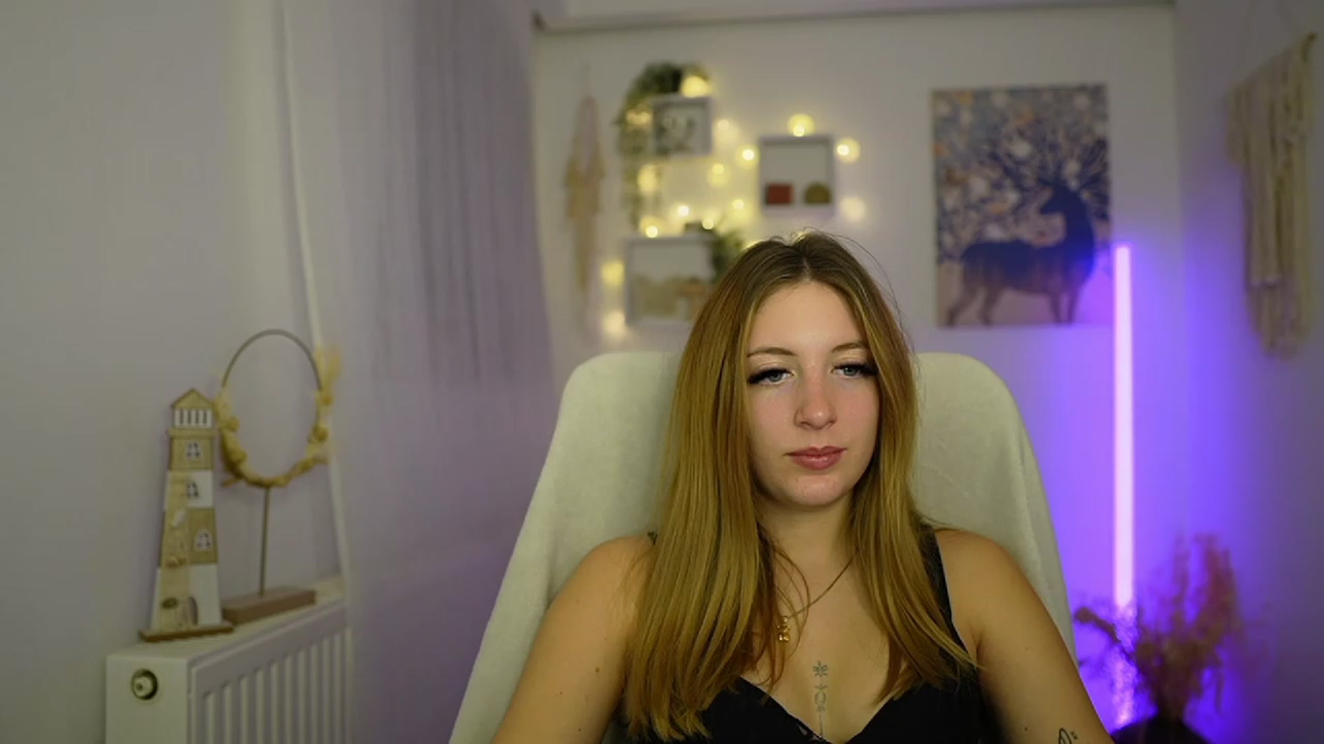 Gallery image thumbnail from Tina_Nappi18's myfreecams stream on, 01/12/2024, 18:00 image 7 of 20