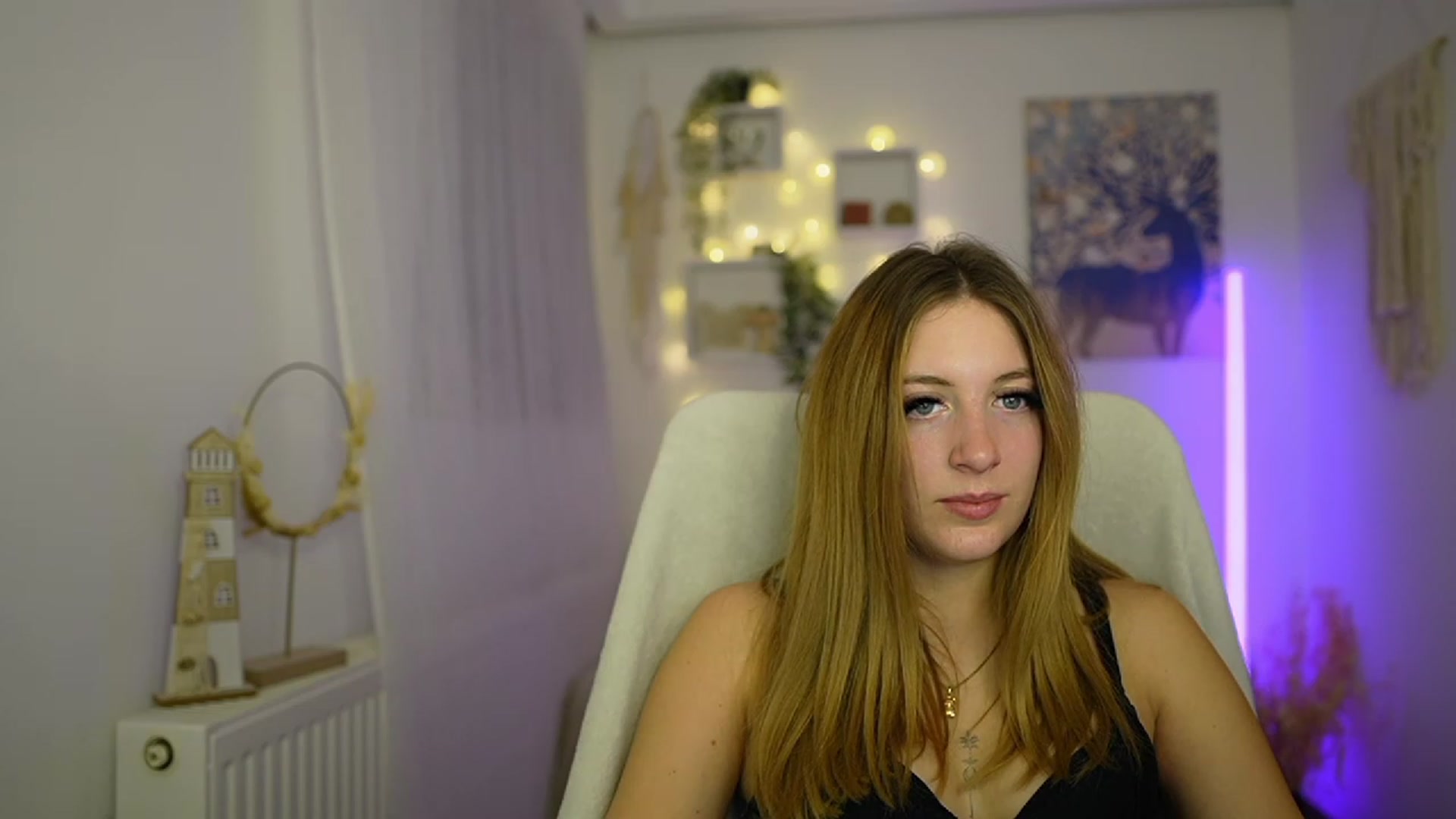 Gallery image thumbnail from Tina_Nappi18's myfreecams stream on, 01/12/2024, 18:00 image 18 of 20