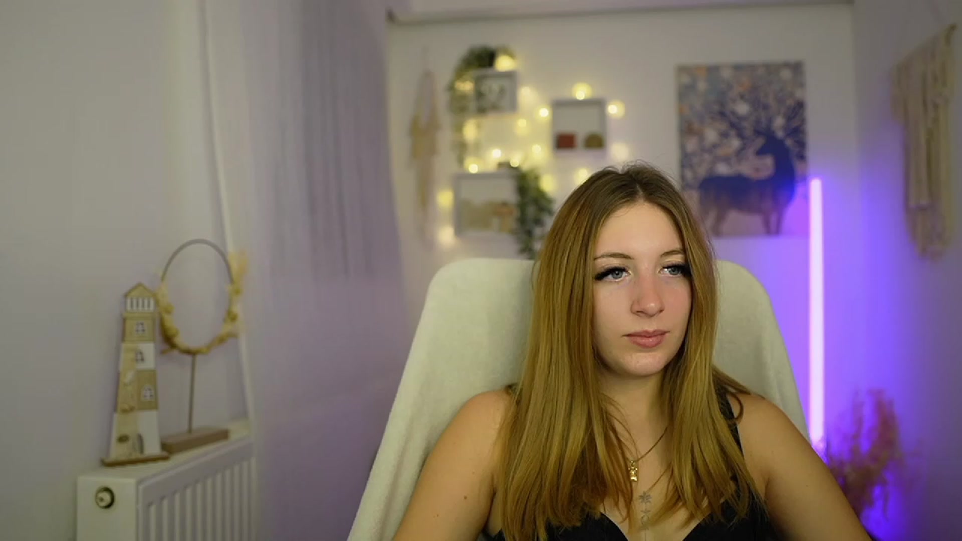 Gallery image thumbnail from Tina_Nappi18's myfreecams stream on, 01/12/2024, 18:00 image 20 of 20