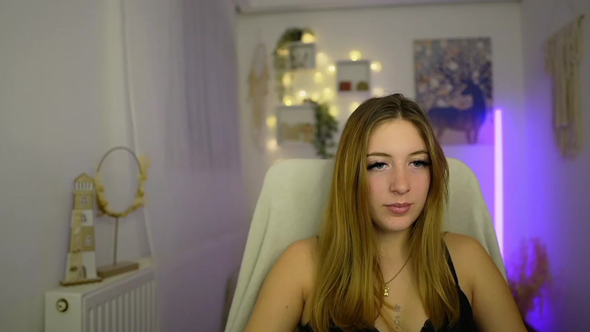 Gallery image thumbnail from Tina_Nappi18's myfreecams stream on, 01/14/2024, 16:04 image 2 of 20
