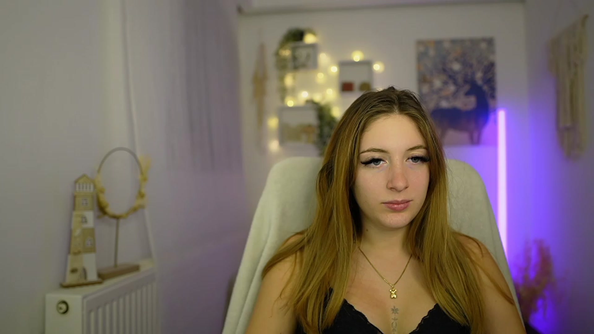 Gallery image thumbnail from Tina_Nappi18's myfreecams stream on, 01/14/2024, 17:05 image 2 of 20