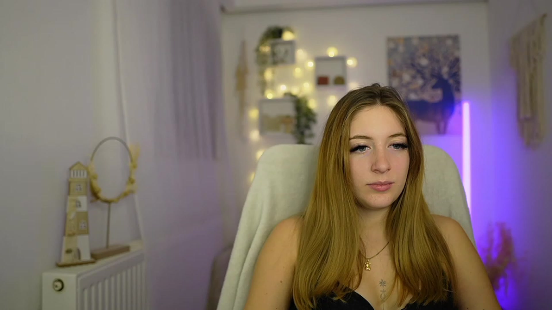Gallery image thumbnail from Tina_Nappi18's myfreecams stream on, 01/14/2024, 18:35 image 2 of 20
