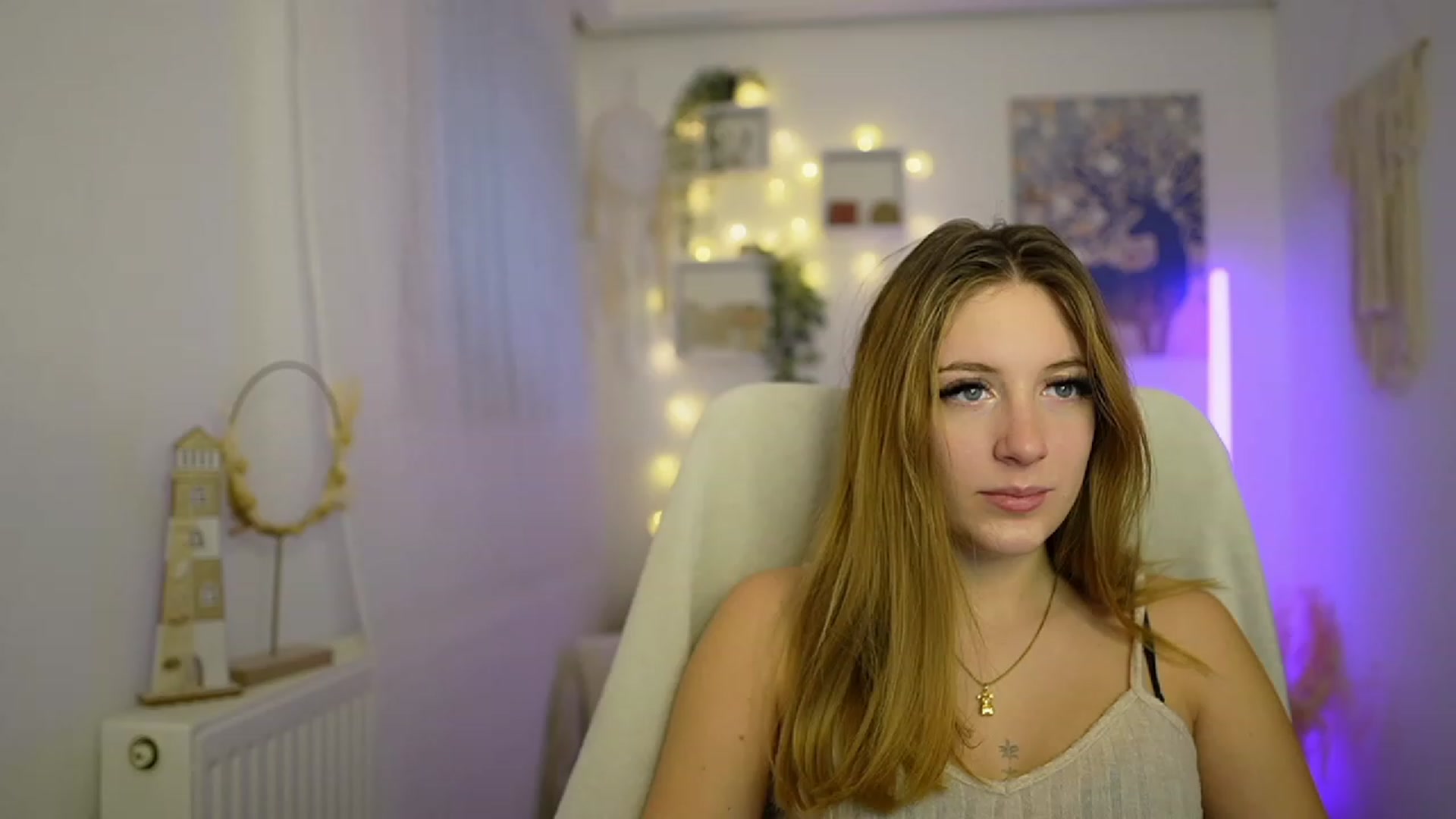 Gallery image thumbnail from Tina_Nappi18's myfreecams stream on, 01/15/2024, 15:02 image 7 of 20