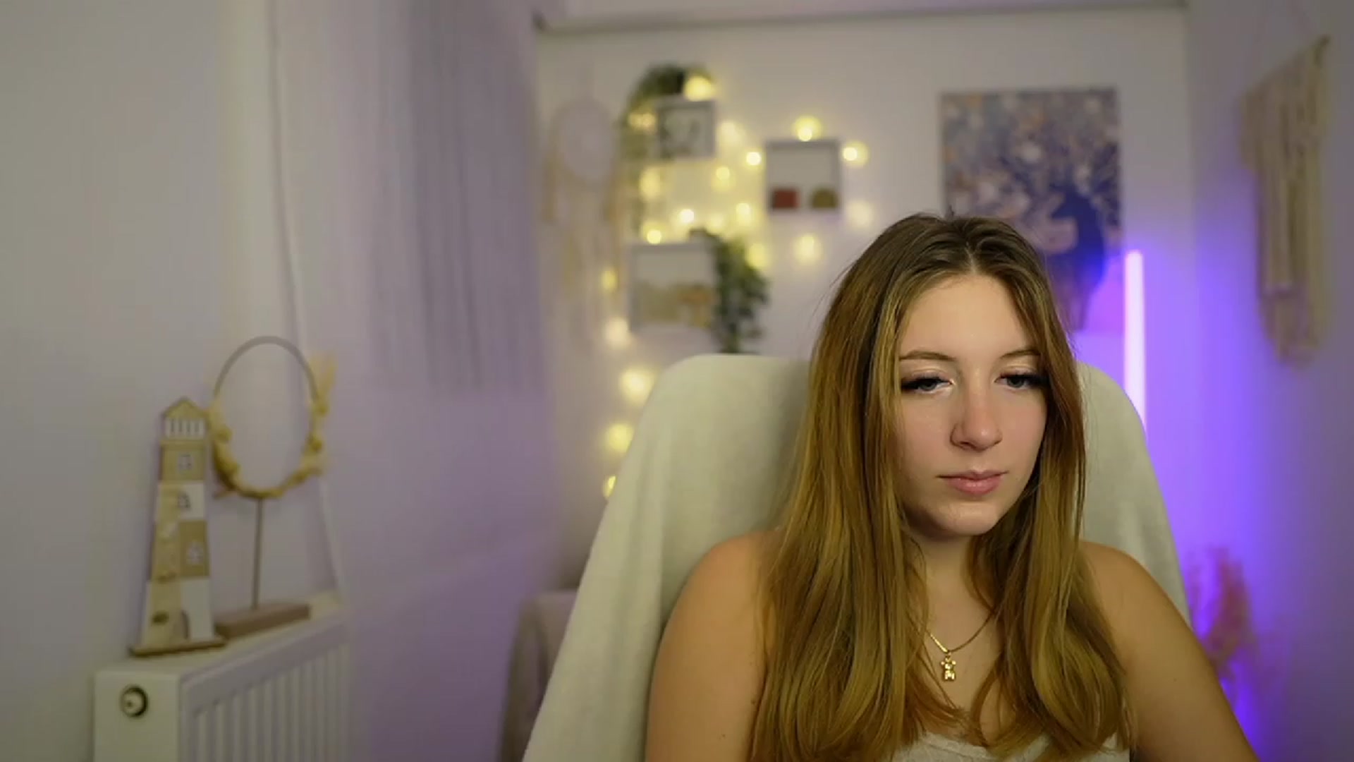 Gallery image thumbnail from Tina_Nappi18's myfreecams stream on, 01/15/2024, 16:00 image 2 of 20