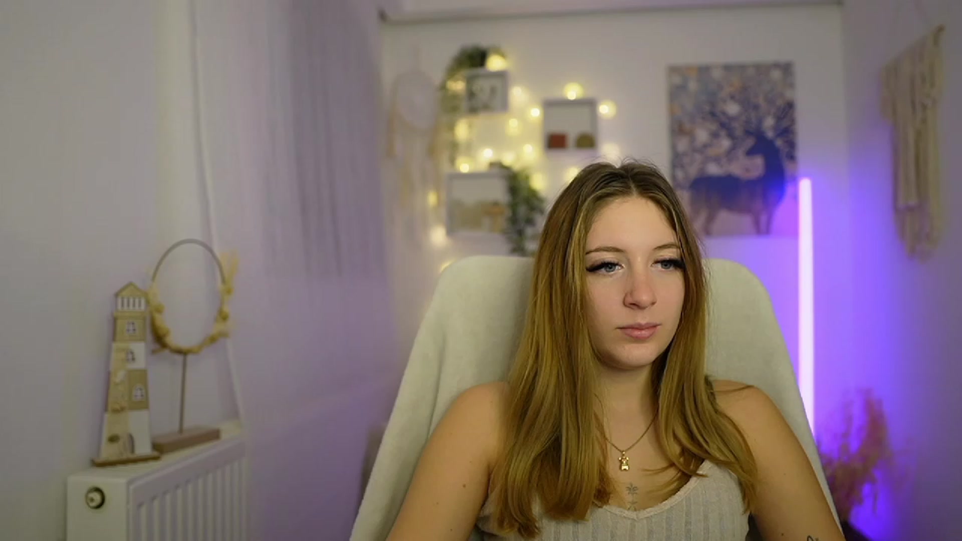 Gallery image thumbnail from Tina_Nappi18's myfreecams stream on, 01/15/2024, 18:45 image 4 of 20