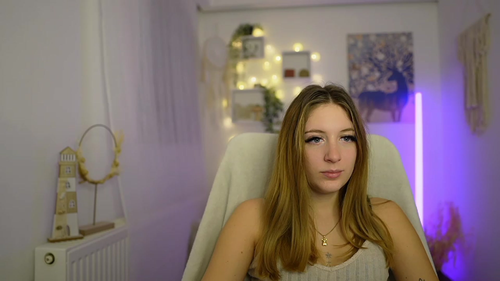 Gallery image thumbnail from Tina_Nappi18's myfreecams stream on, 01/15/2024, 18:45 image 3 of 20