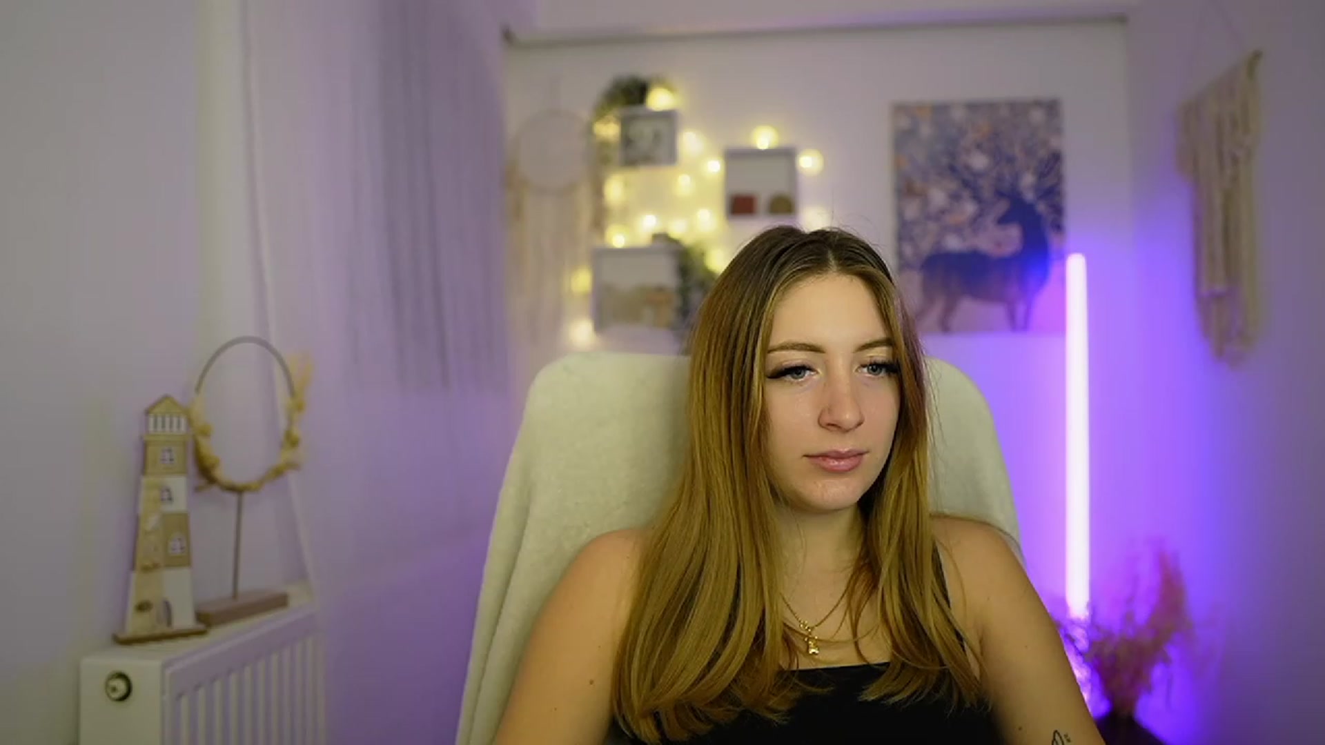 Gallery image thumbnail from Tina_Nappi18's myfreecams stream on, 01/17/2024, 16:14 image 18 of 20