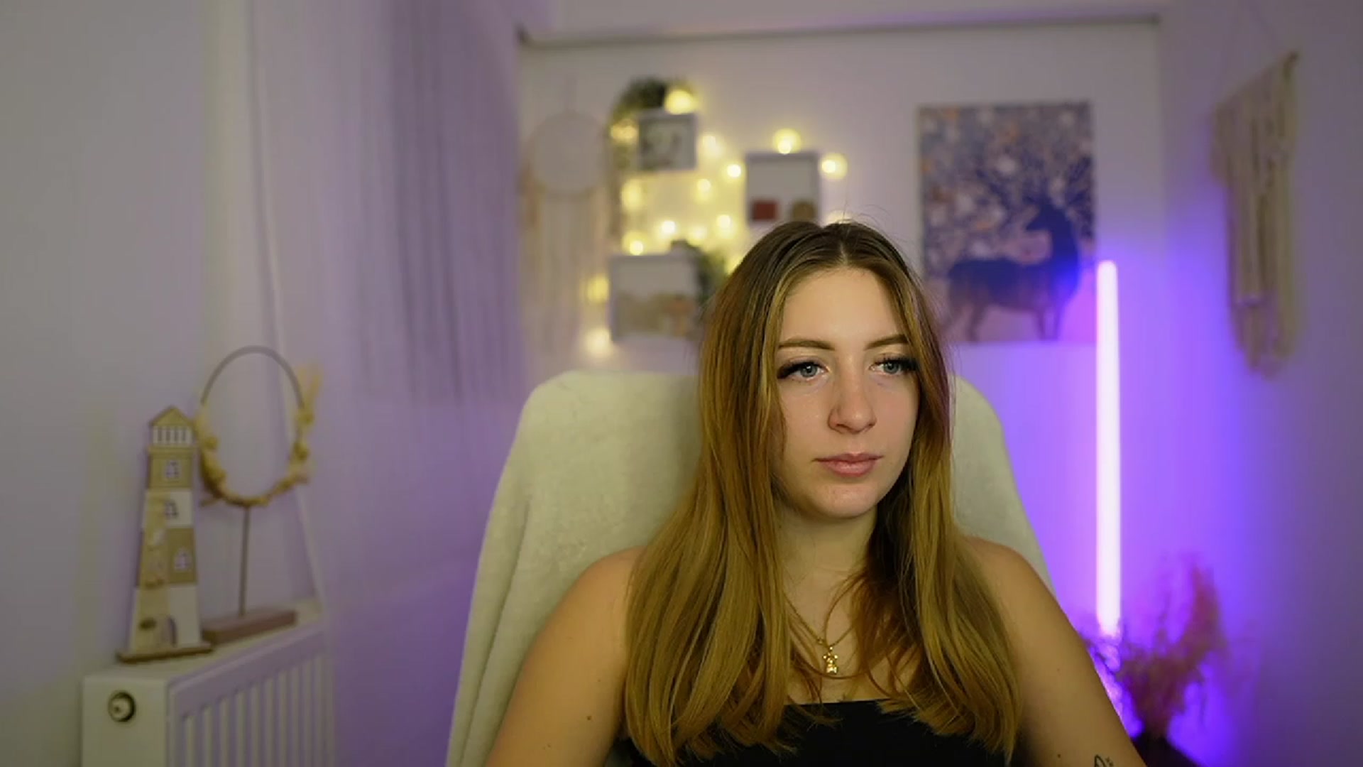 Gallery image thumbnail from Tina_Nappi18's myfreecams stream on, 01/17/2024, 16:14 image 3 of 20