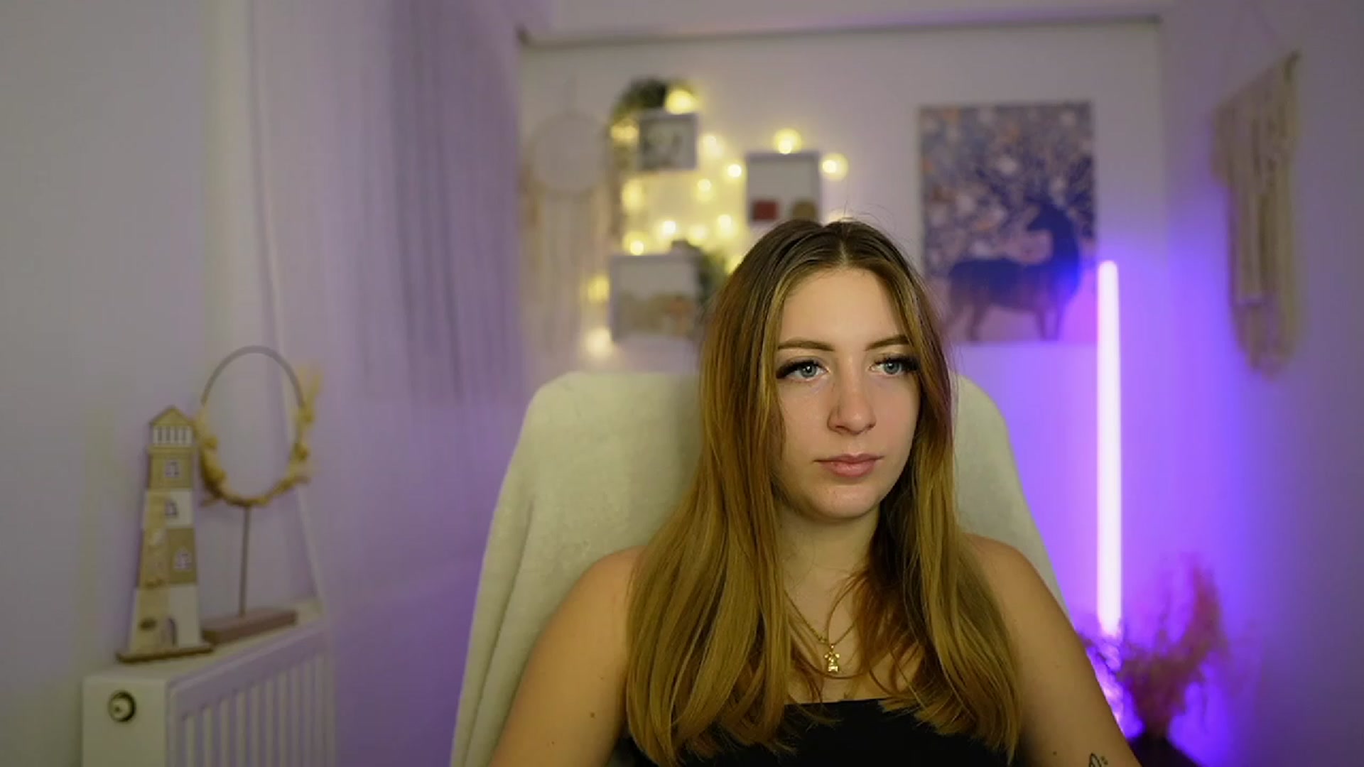 Gallery image thumbnail from Tina_Nappi18's myfreecams stream on, 01/17/2024, 16:14 image 2 of 20