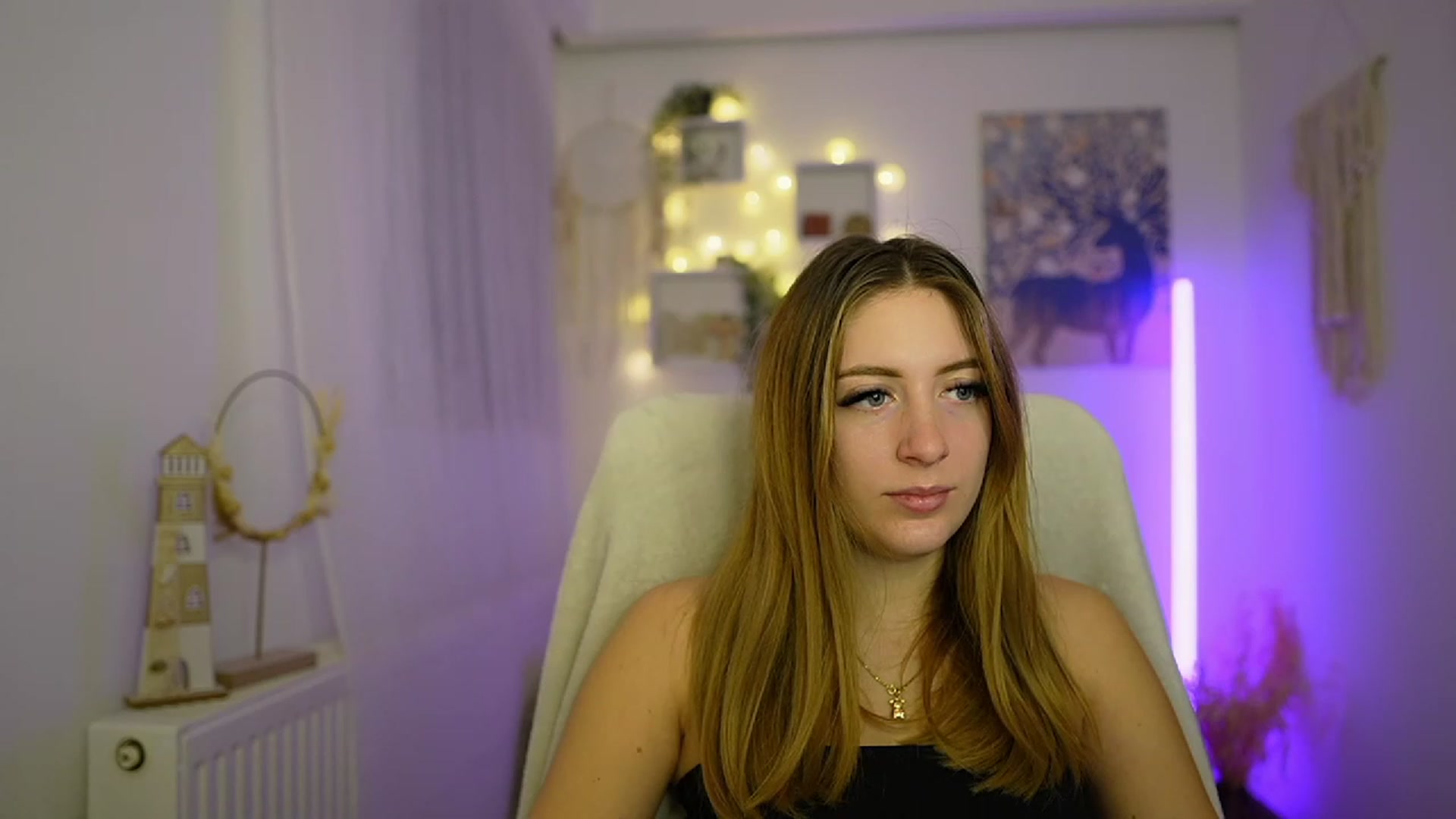 Gallery image thumbnail from Tina_Nappi18's myfreecams stream on, 01/17/2024, 16:14 image 10 of 20