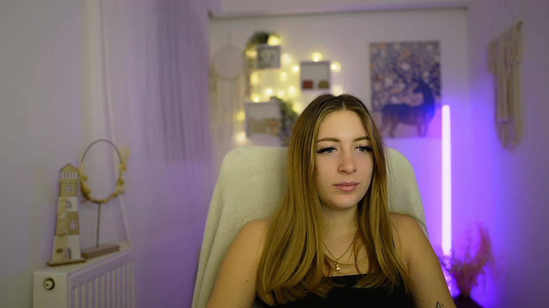 Gallery image thumbnail from Tina_Nappi18's myfreecams stream on, 01/17/2024, 16:14 image 17 of 20