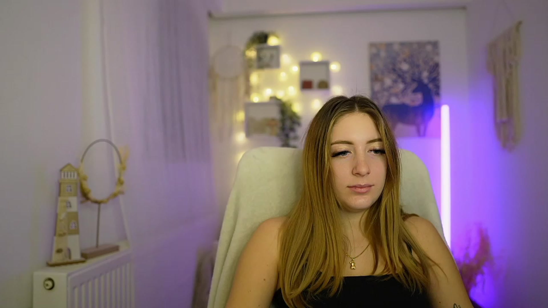 Gallery image thumbnail from Tina_Nappi18's myfreecams stream on, 01/17/2024, 16:58 image 2 of 20