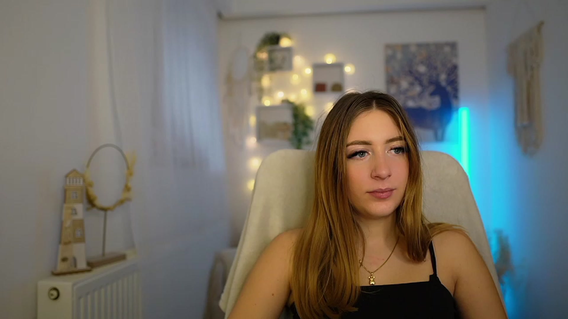 Gallery image thumbnail from Tina_Nappi18's myfreecams stream on, 01/18/2024, 13:32 image 15 of 20
