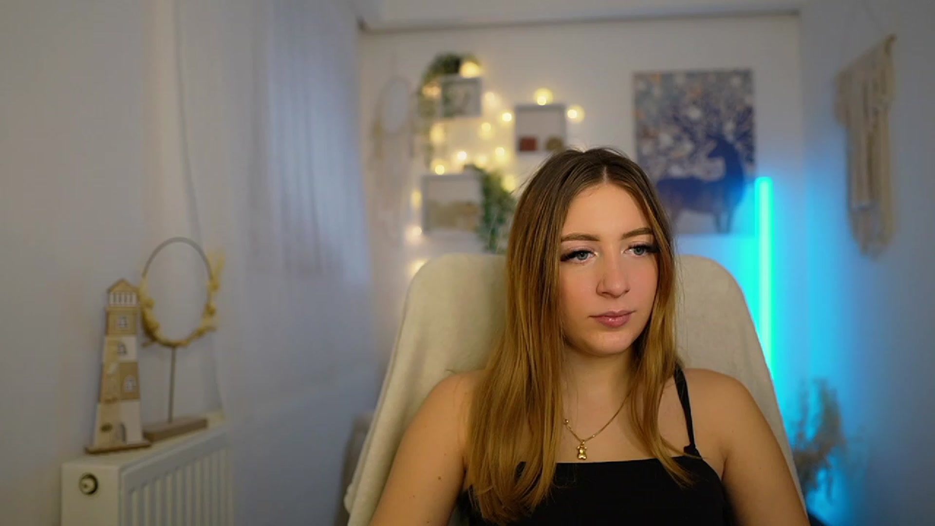 Gallery image thumbnail from Tina_Nappi18's myfreecams stream on, 01/18/2024, 13:32 image 20 of 20