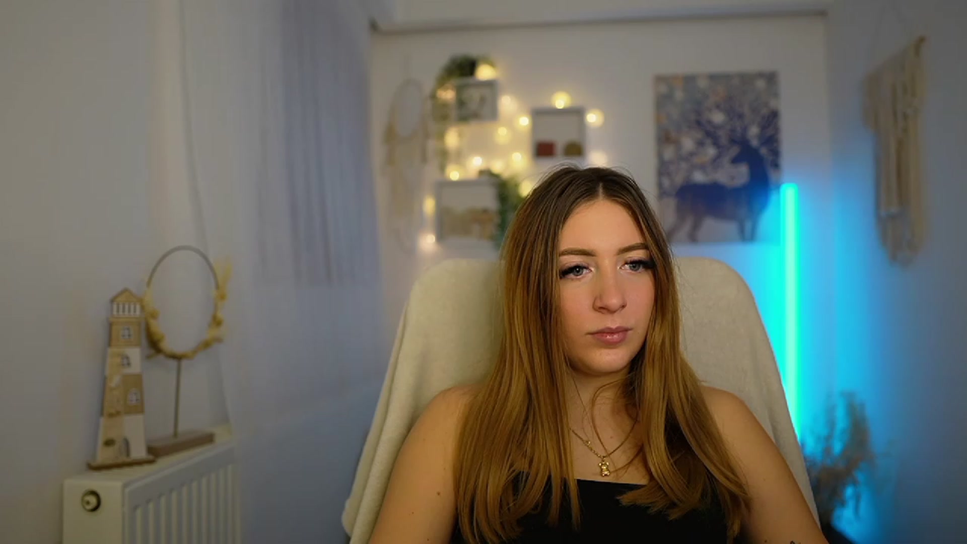 Gallery image thumbnail from Tina_Nappi18's myfreecams stream on, 01/18/2024, 15:00 image 16 of 20