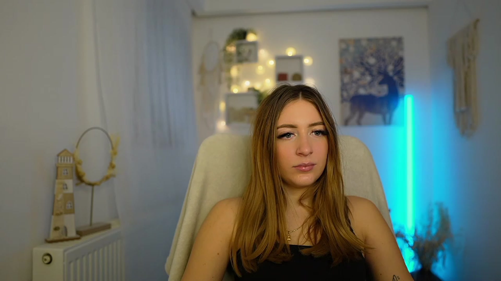 Gallery image thumbnail from Tina_Nappi18's myfreecams stream on, 01/18/2024, 15:00 image 6 of 20