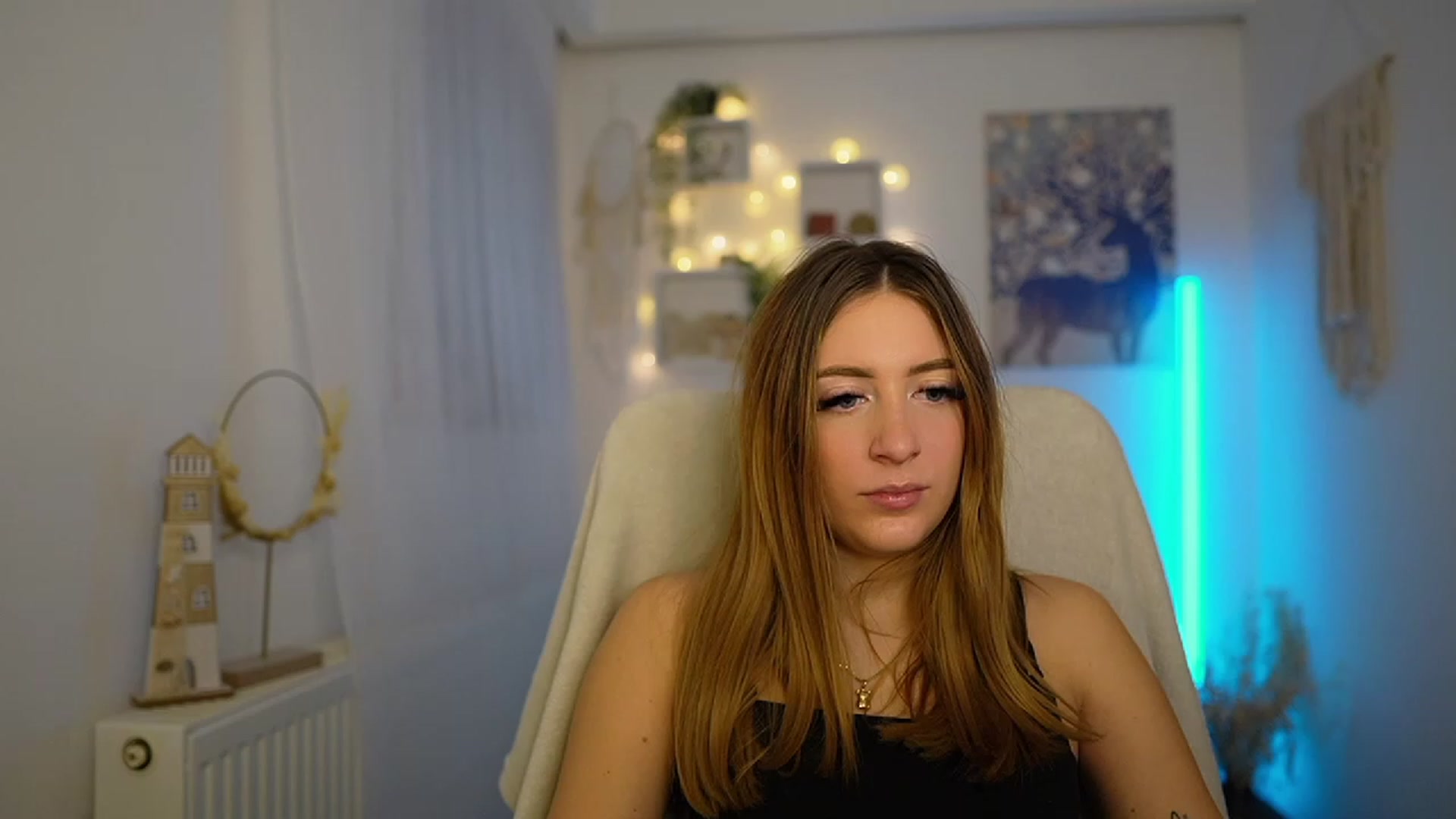Gallery image thumbnail from Tina_Nappi18's myfreecams stream on, 01/18/2024, 15:00 image 9 of 20
