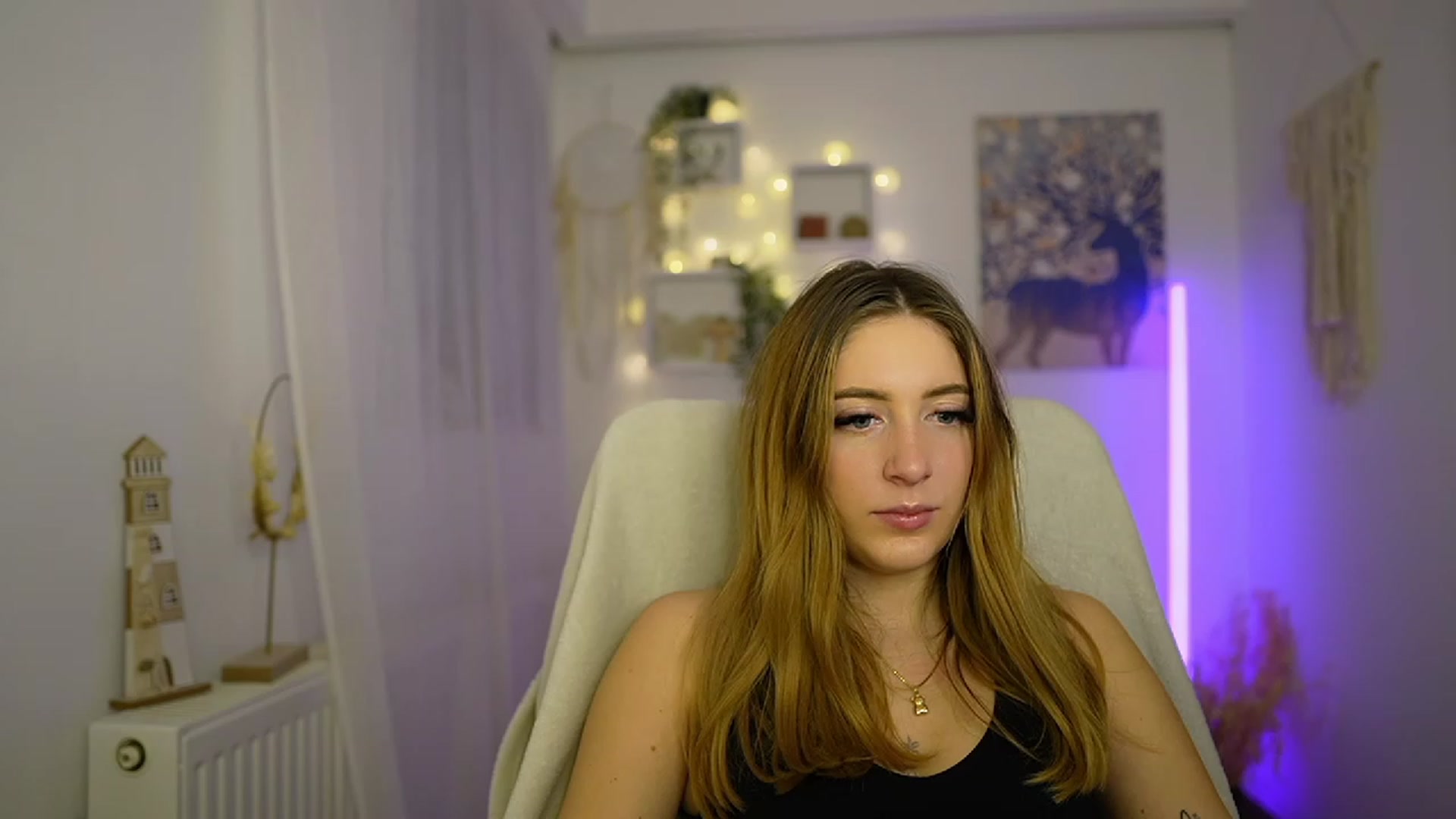 Gallery image thumbnail from Tina_Nappi18's myfreecams stream on, 01/25/2024, 15:31 image 17 of 20