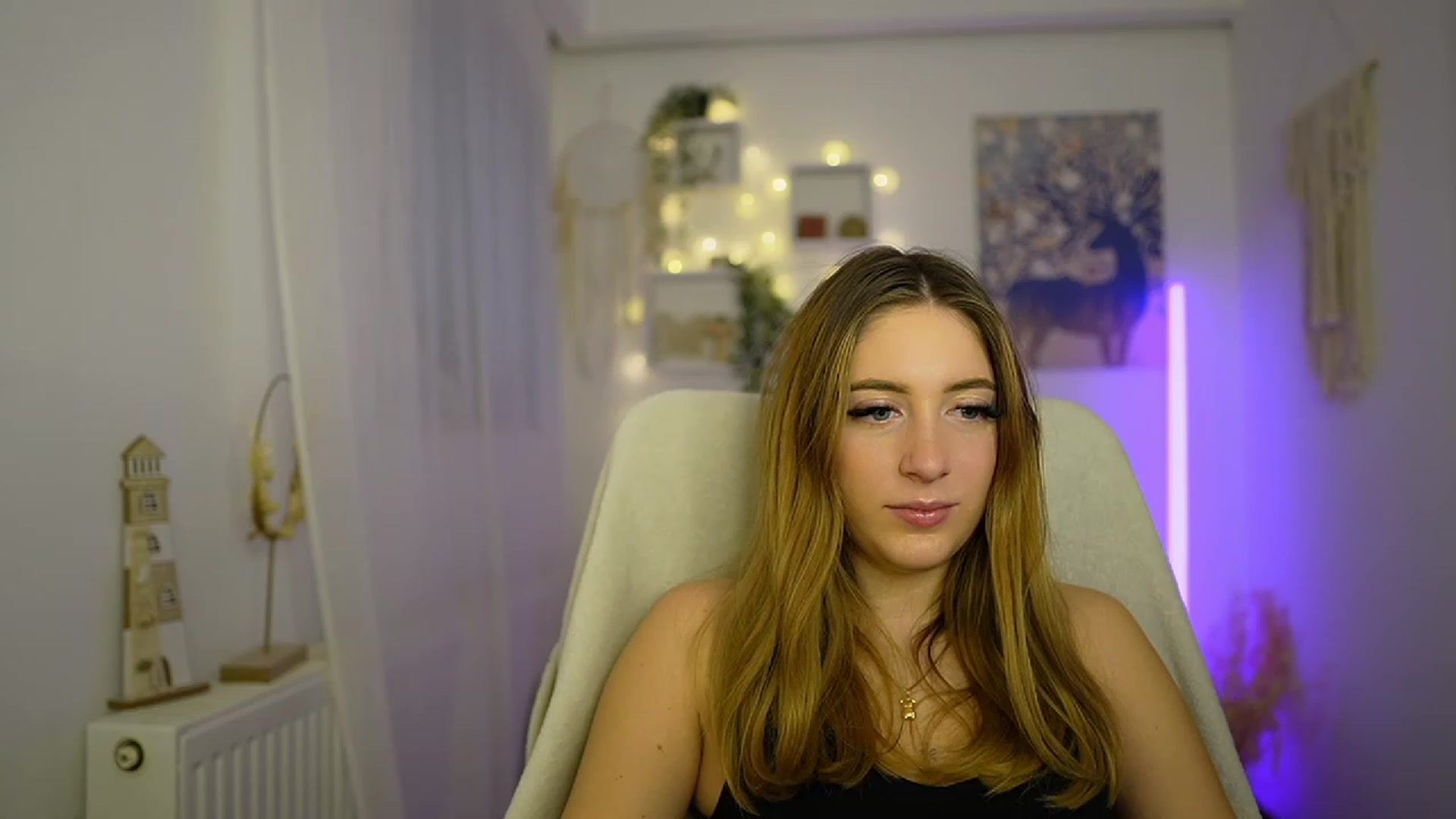 Gallery image thumbnail from Tina_Nappi18's myfreecams stream on, 01/25/2024, 15:31 image 5 of 20