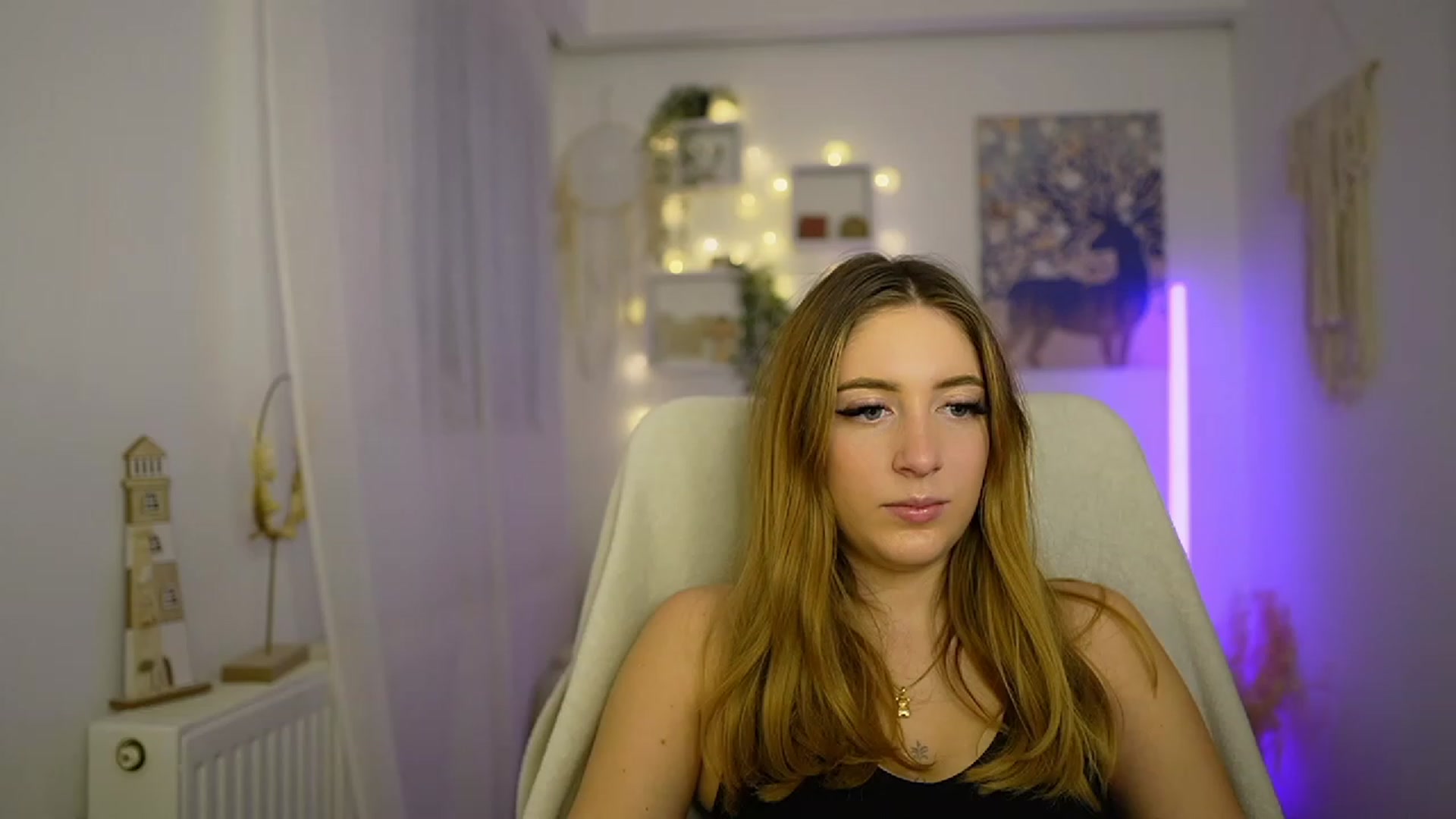 Gallery image thumbnail from Tina_Nappi18's myfreecams stream on, 01/25/2024, 15:31 image 12 of 20