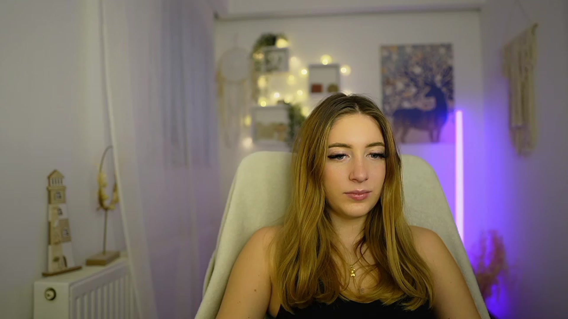 Gallery image thumbnail from Tina_Nappi18's myfreecams stream on, 01/25/2024, 15:31 image 4 of 20
