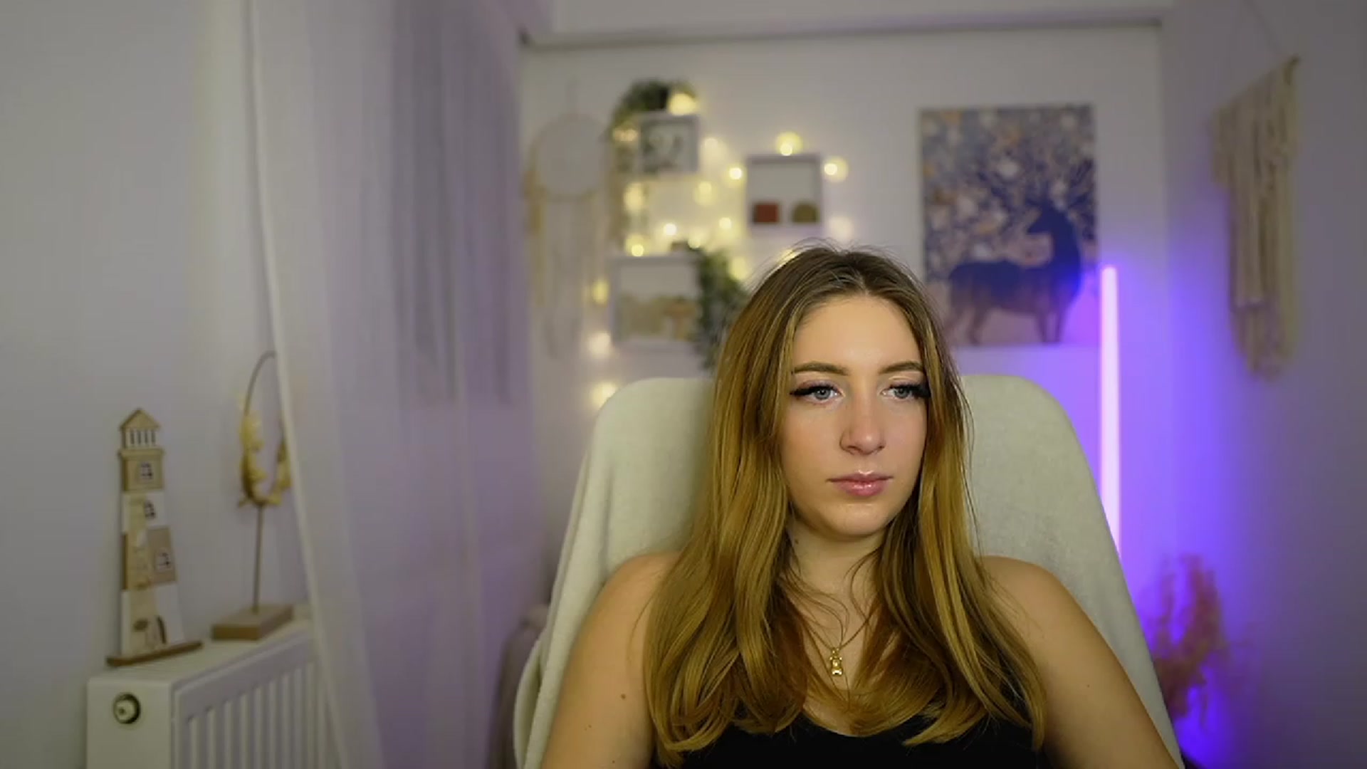 Gallery image thumbnail from Tina_Nappi18's myfreecams stream on, 01/25/2024, 16:27 image 1 of 20