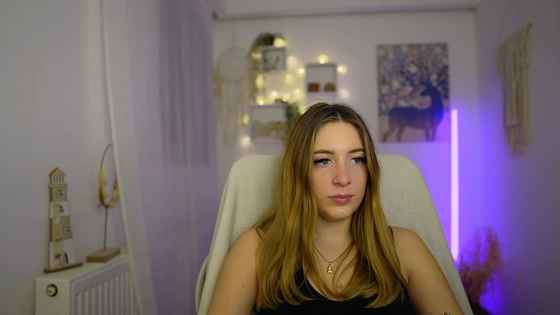 Gallery image thumbnail from Tina_Nappi18's myfreecams stream on, 01/25/2024, 16:27 image 19 of 20
