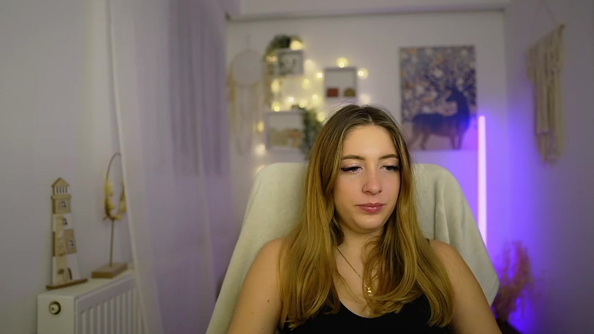 Gallery image thumbnail from Tina_Nappi18's myfreecams stream on, 01/25/2024, 17:14 image 8 of 20